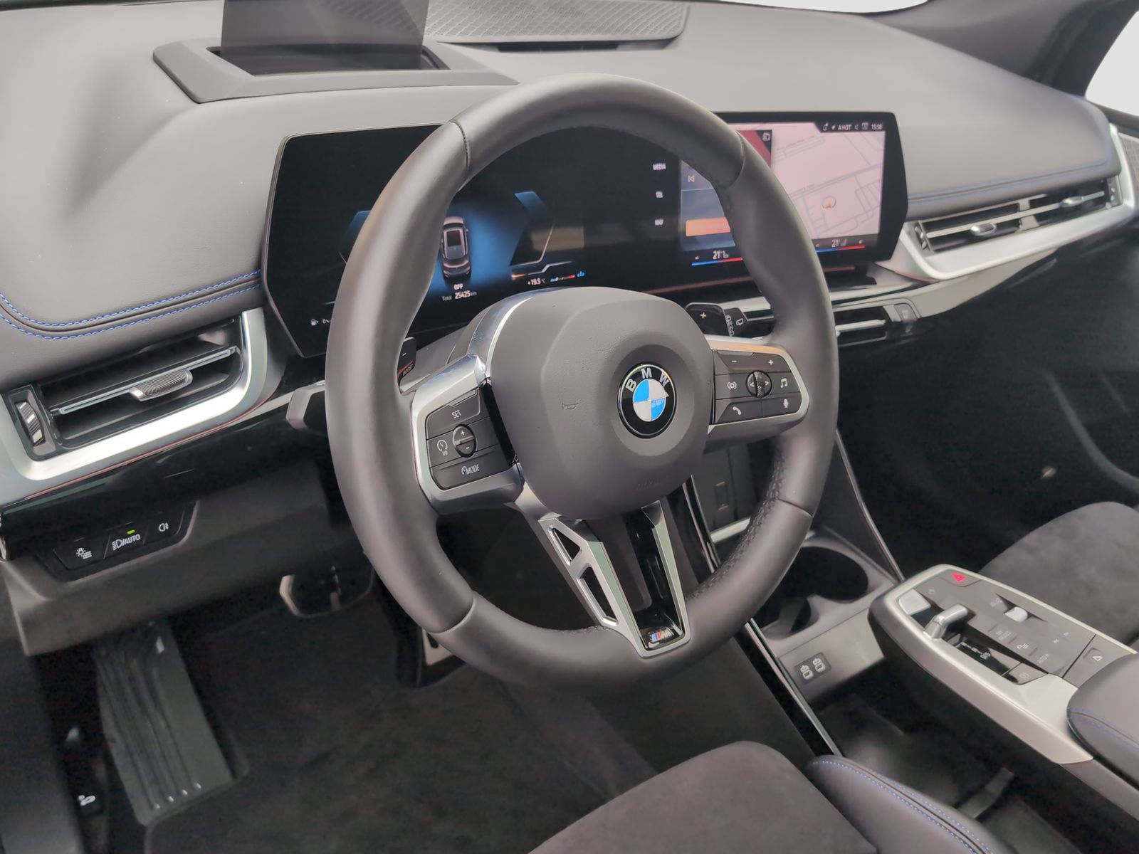 BMW 223 Active Tourer - Bild 12