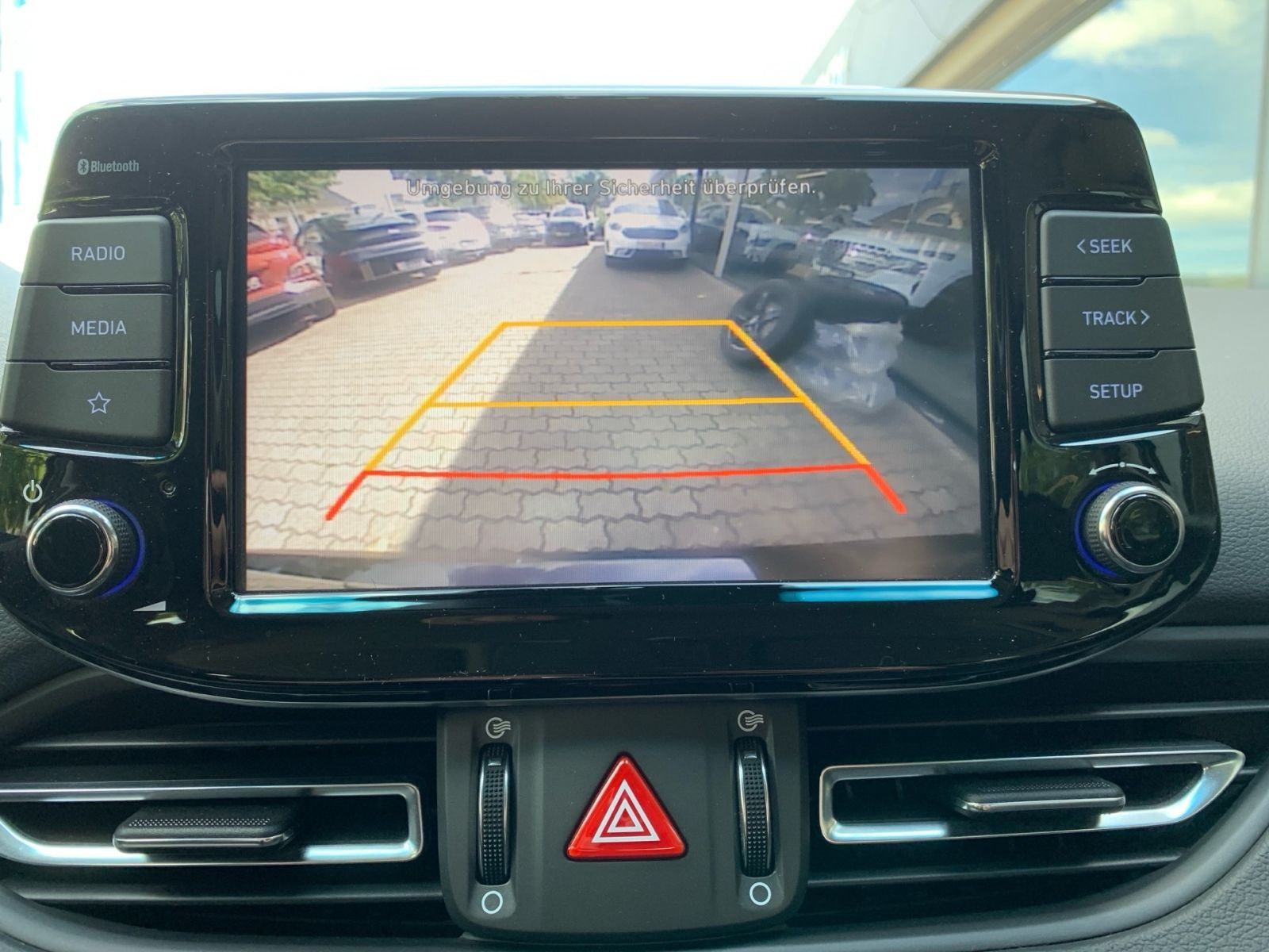 Fahrzeugabbildung Hyundai i30 1.0 T-GDI Edition 30 8x bereift