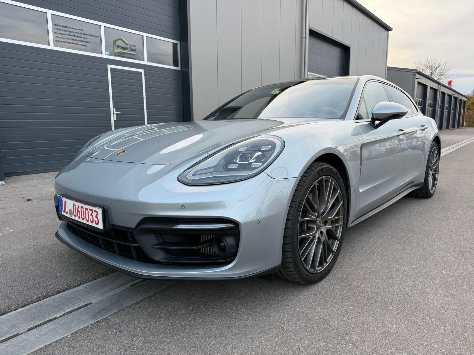 Porsche Panamera 4 Platinum Edition+Vierradlenkung