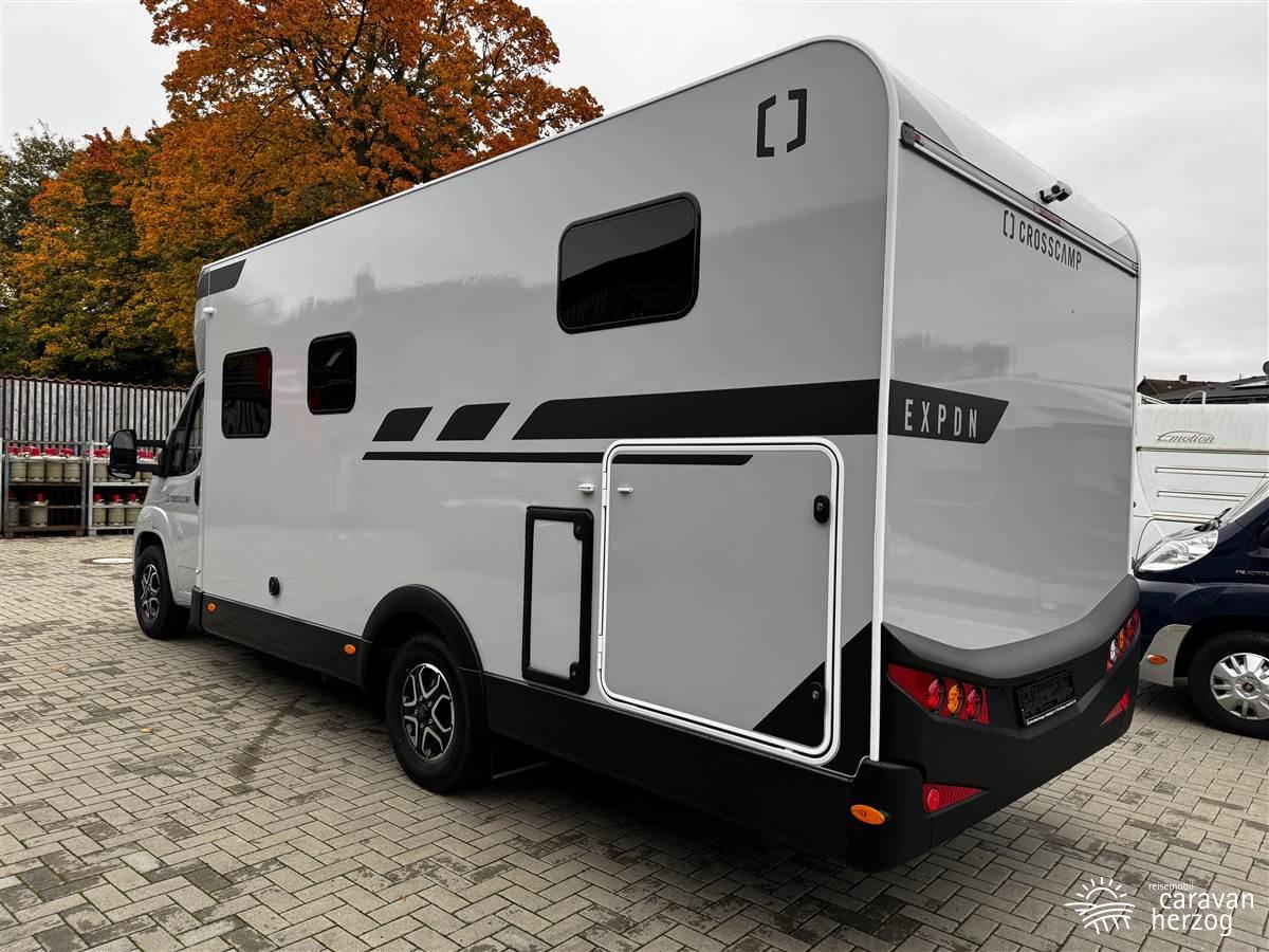 Crosscamp EXPDN Teilintegriert T 7.4 E