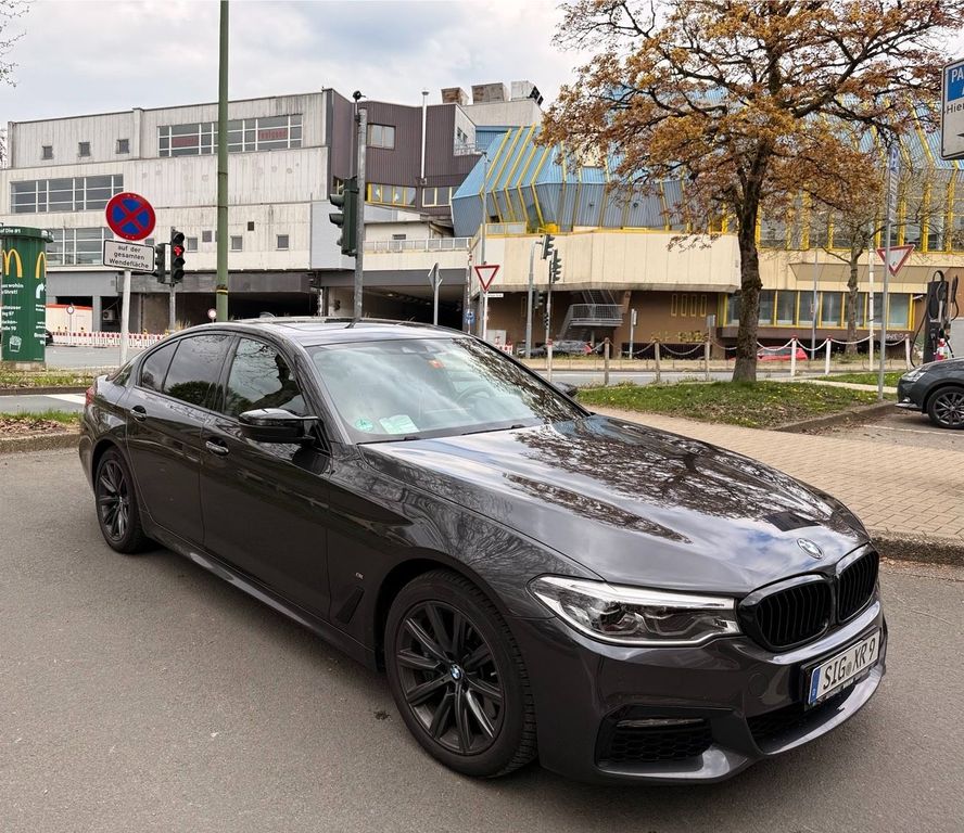 Image of BMW 530