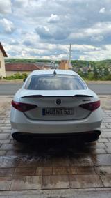 Alfa Romeo Giulia Quadrifoglio 2.9 V6 Bi-Turbo 375 kW A... - Alfa Romeo Giulia V6 Gebrauchtwagen