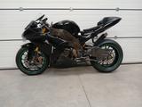 Kawasaki Ninja ZX10R - KAWASAKI 2006 NINJA ZX10R