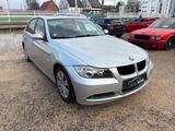 BMW 320i - BMW 320 aus 2006: 320i