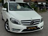 Mercedes-Benz B 180 Edition 1 Sportpaket XENON+NAVI+LEDER+PDC - Mercedes-Benz B-Klasse: Sportpaket