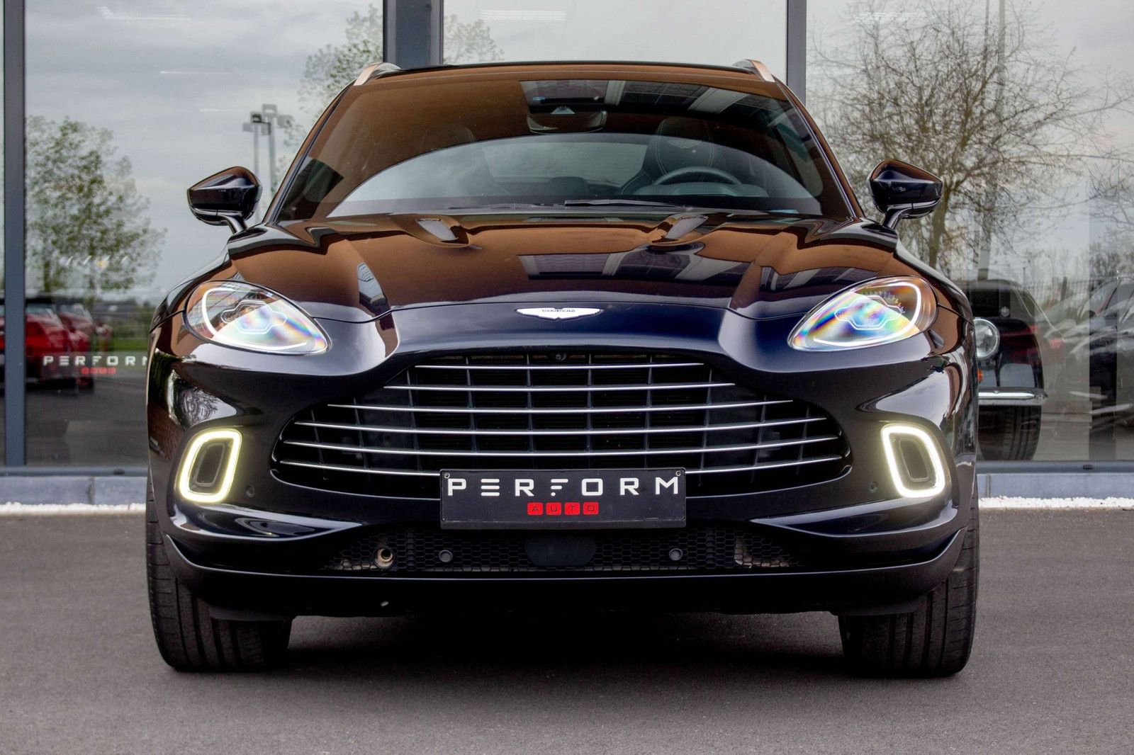 Aston Martin DBX 1 OWNER*14m ASTON WARRANTY*FULL SERVICE BOOK imagem 2