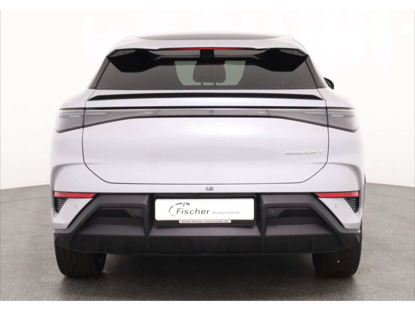 BYD SEALION 7