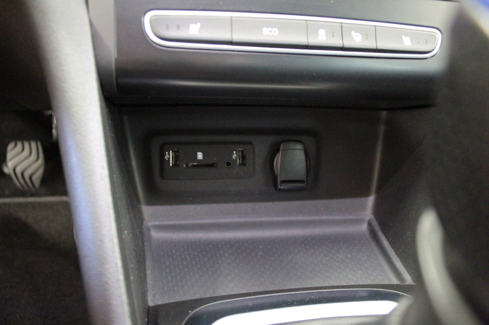 Fahrzeugabbildung Renault Megane TCe 130 GT Line Grdt*R-Link*Sitzhzg*