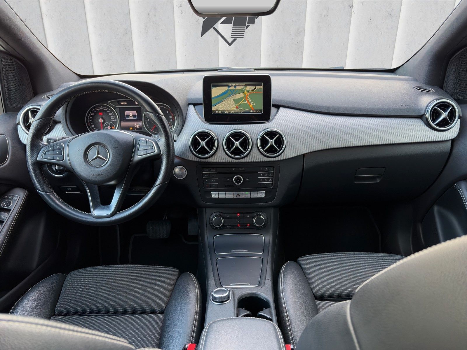 Fahrzeugabbildung Mercedes-Benz B 180 d*LED*SHZ*PDC*Kamera**