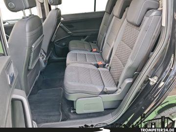 Fahrzeugabbildung Volkswagen Touran Join 1.6 TDI DSG LED Pano Navi 7 Sitze