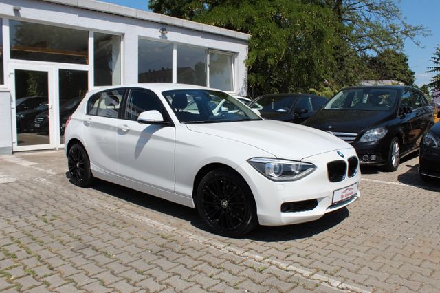 BMW 120d SPORT AUT*BI-XEN*NAVI*HIFI*PDC*EURO5