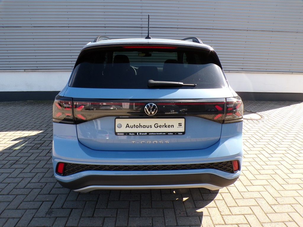 Fahrzeugabbildung Volkswagen T-Cross  1.5 TSI 110 kW R-Line DSG*AHK*RüFaKa*