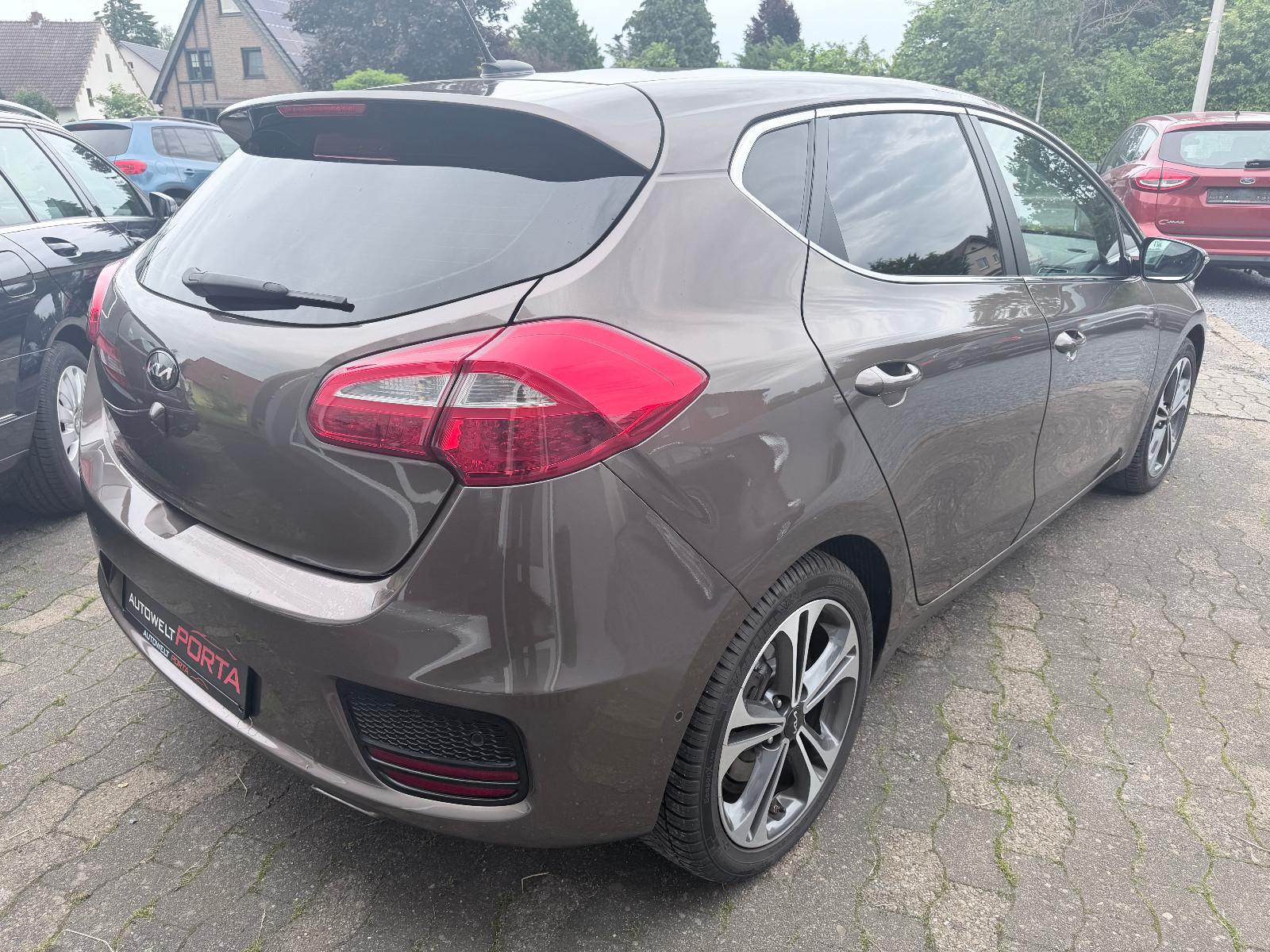 Kia Ceed/AUTOMATIK/XENON/NAVI/SHZ/RFK/ASSISTS