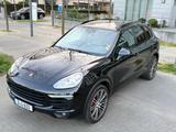 Porsche Cayenne Diesel 3.0  - Porsche Cayenne in Düsseldorf