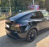 Tesla Model Y Performance - Erstauslieferung (1/30) - Tesla Model Y Gebrauchtwagen in Berlin