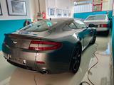 Aston Martin V8 Vantage 4.3l - Handschalter, Kupplung Neu - graue Aston Martin V8 Vantage