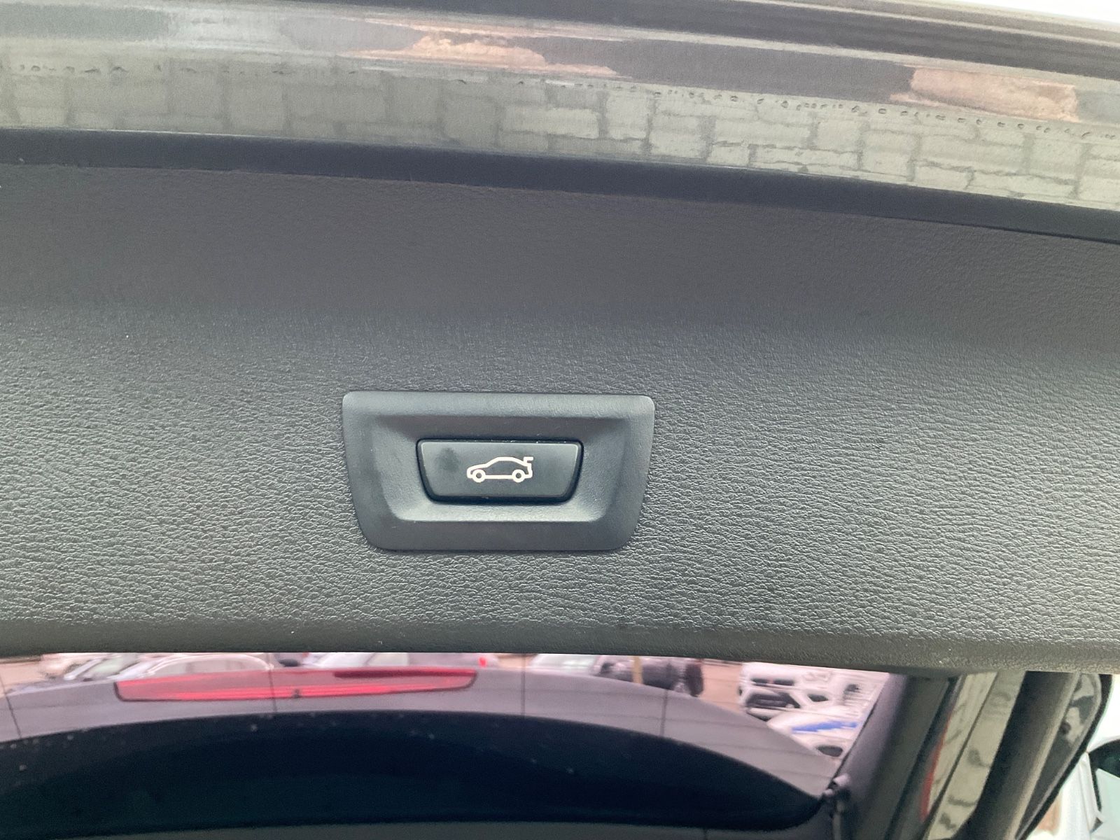 Fahrzeugabbildung BMW X1 sDrive20i xLine,AHK,Navi,Leder,GJR