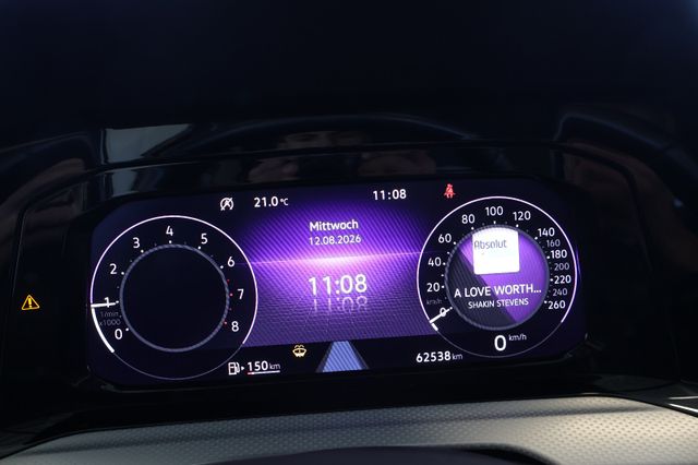 Volkswagen Golf VIII 1.0 TSI Move AID+CARPLAY+LED+AMBIENT