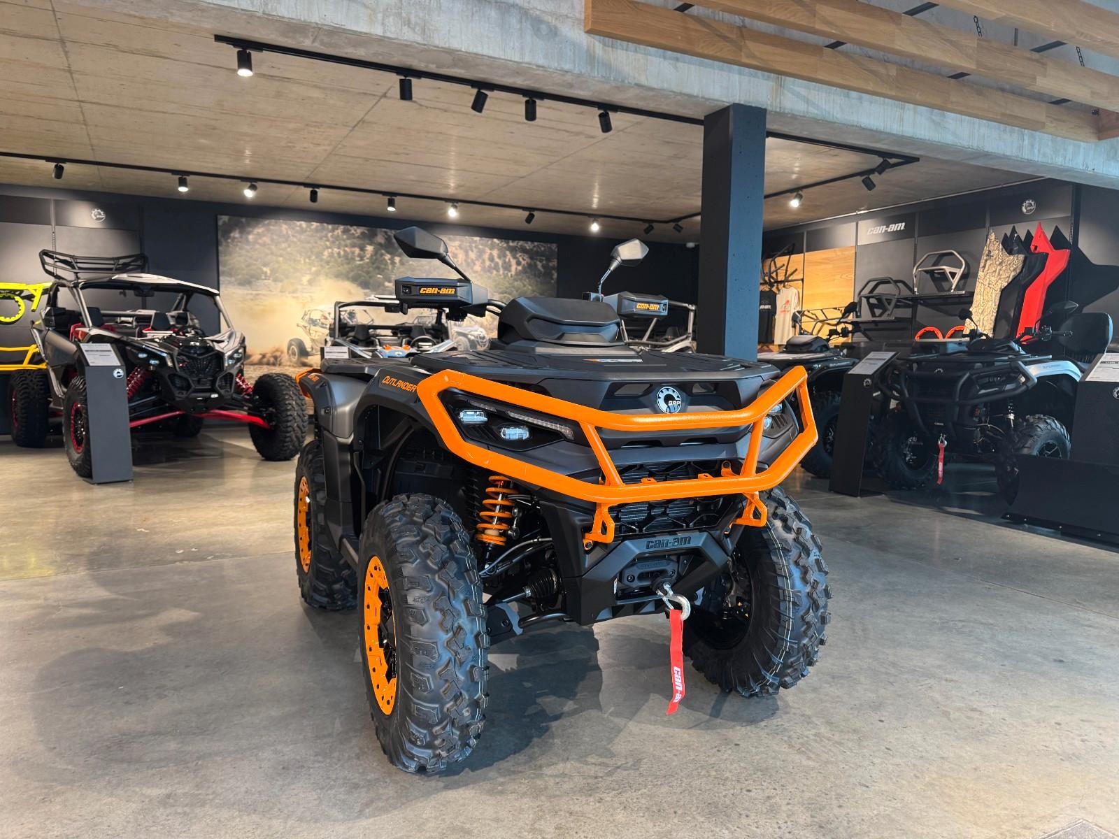 Can-Am Outlander XT-P 1000R T with Smart Shox 2026