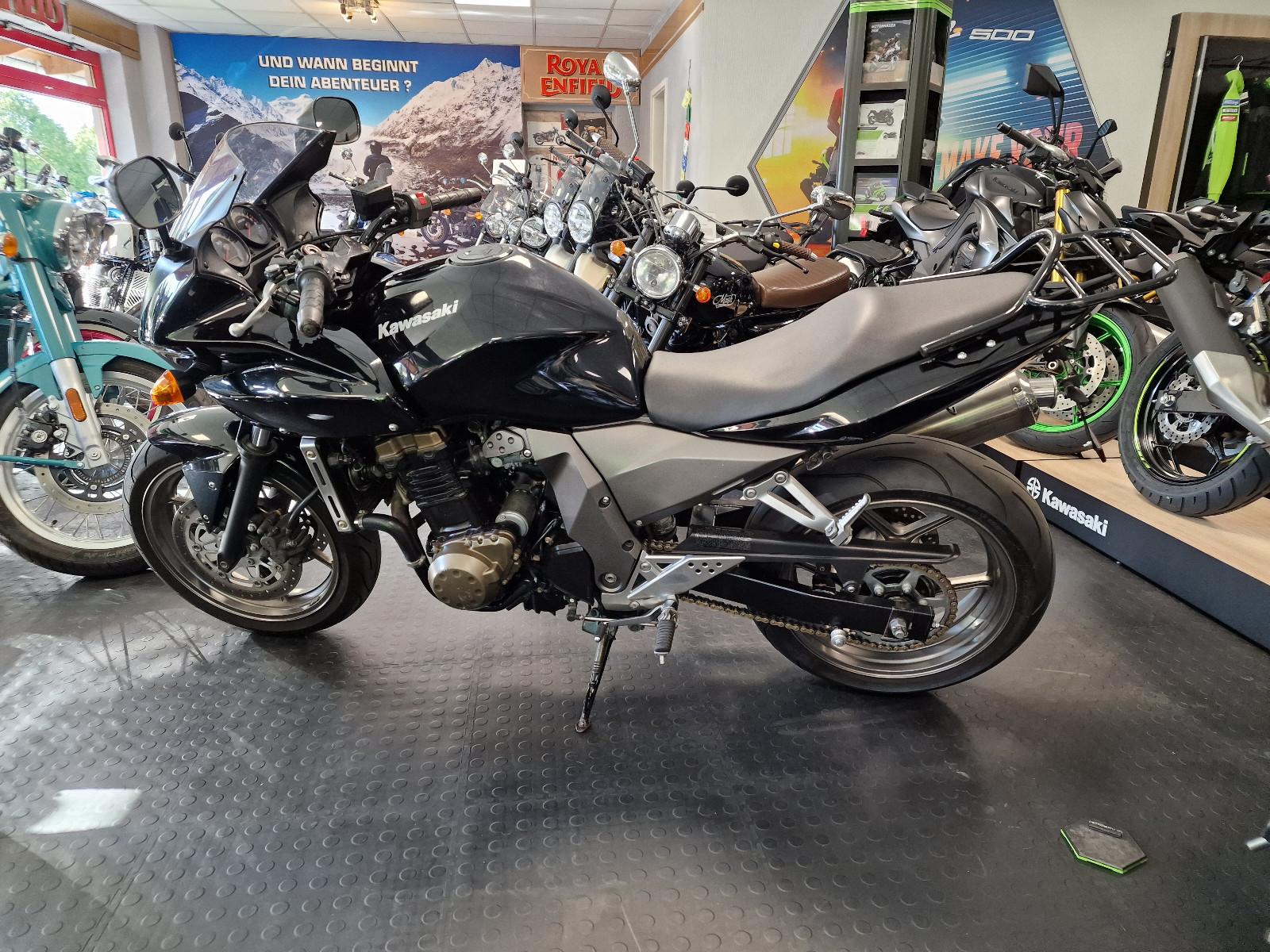Kawasaki ZR 750 S