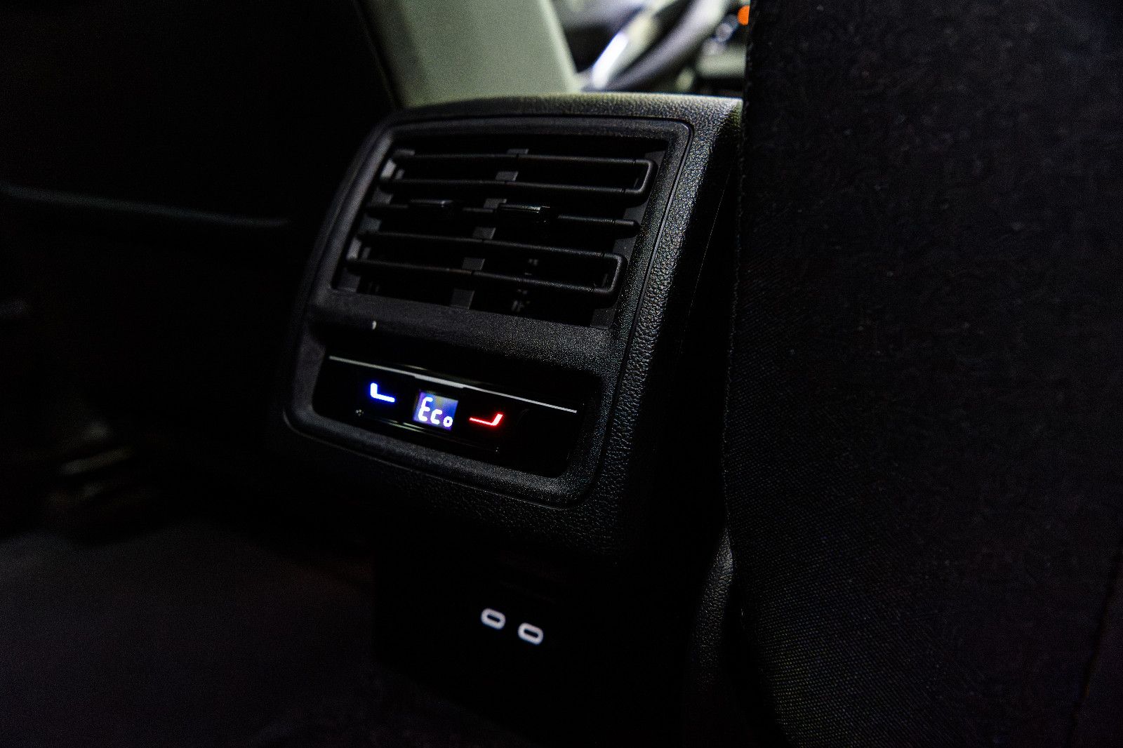 Fahrzeugabbildung Volkswagen Golf GTE BLACK-STYLE+ IQ-LIGHT