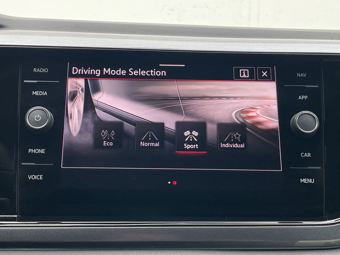 Polo GTI 2.0TSI DSG Kamera/ACC/Keyless/Beats/App