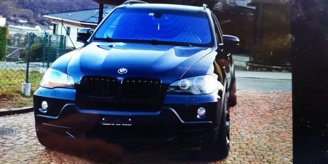 BMW X5 E70 4,8i