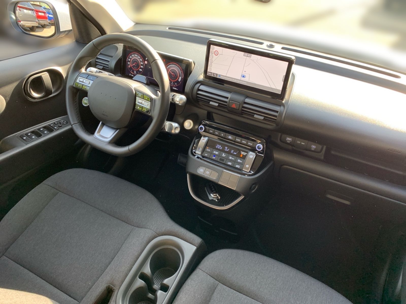 Fahrzeugabbildung Hyundai INSTER Select Elektro 49 kWh Navi Allwetter