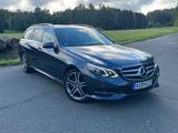 Mercedes-Benz E 350 BlueTec 4-MATIC, AHK, LED, SHZ, SCHECKHEFT - Mercedes-Benz E 350 in Wiesbaden