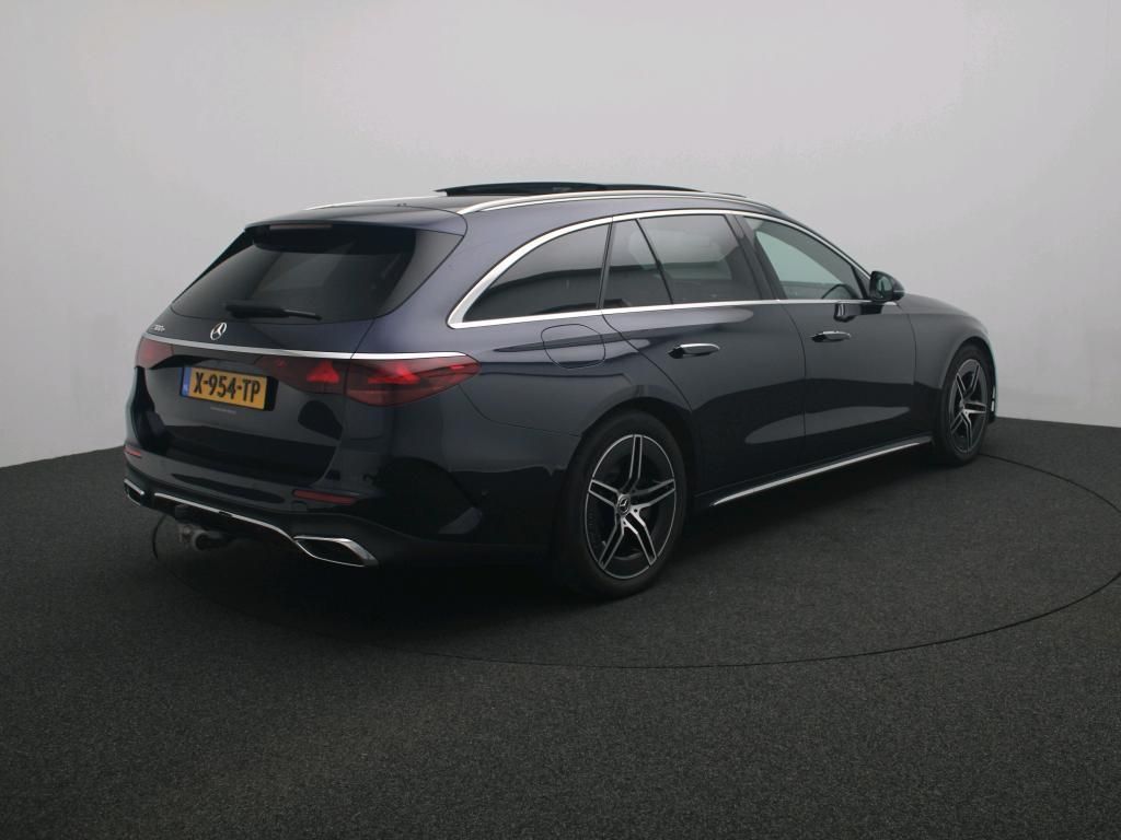 Mercedes-Benz E 300 Estate e AMG Line panorama dach Wegklapbar