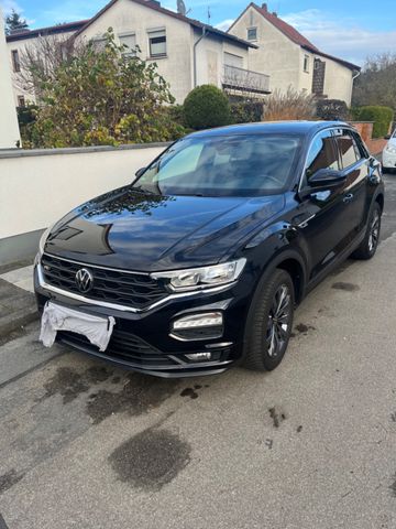 Volkswagen T-Roc 1.5 TSI OPF DSG R-Line R-Line