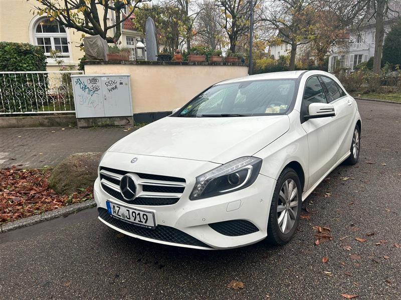 Mercedes-Benz A 180
