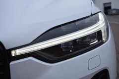 Fahrzeugabbildung Volvo XC60 B4 D AWD Autom. R-Design*STDHZG*ACC*AHK