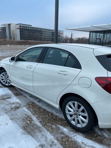 MERCEDES-BENZ ANDERE