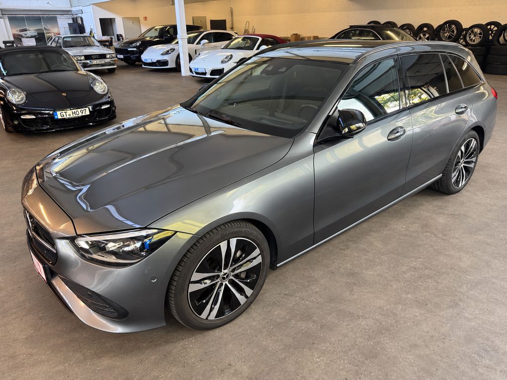 Image of Mercedes-Benz C 300