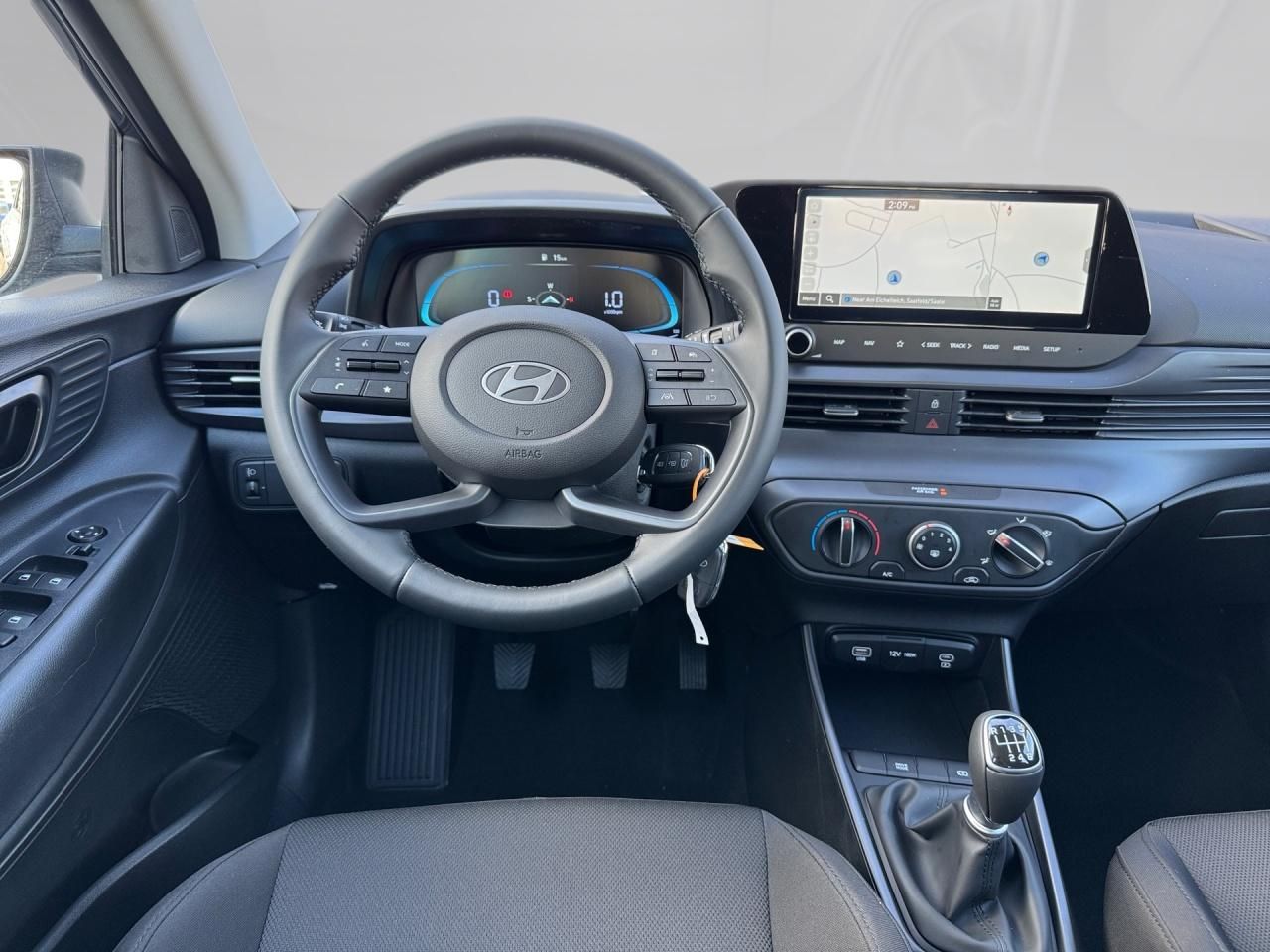 Fahrzeugabbildung Hyundai BAYON SELECT *NAVI*BLUETOOTH*RADIO-DAB*