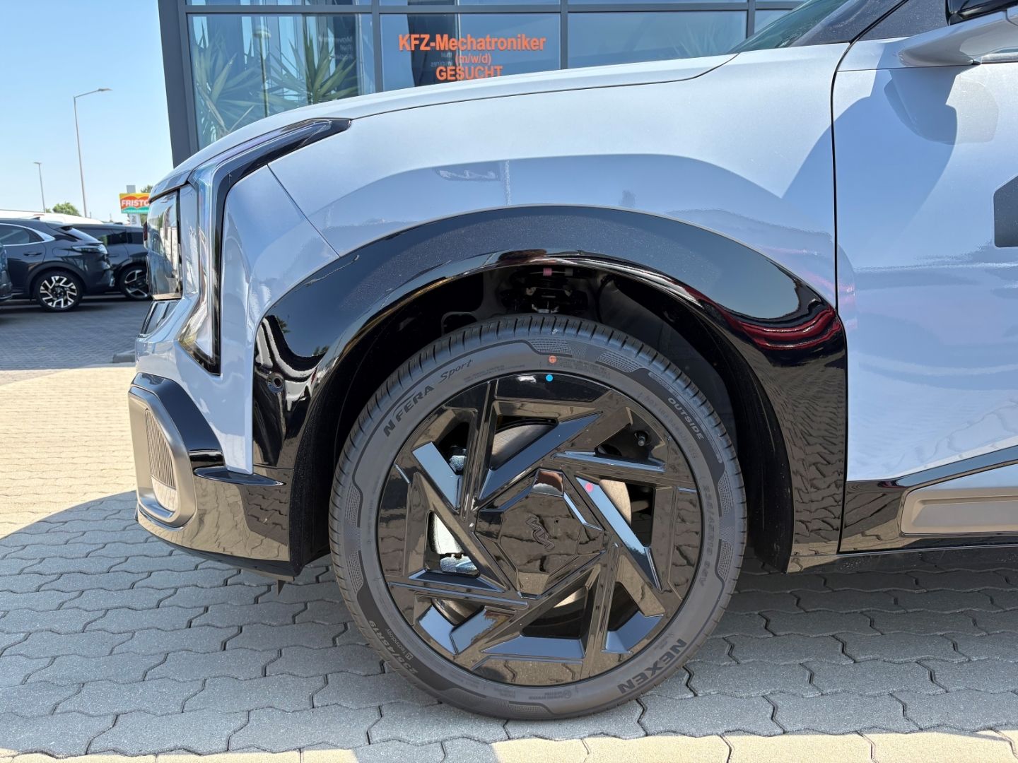 Fahrzeugabbildung Kia Seltos 1.6 T-GDI AWD X-Line H&K 360° Kamera TotW