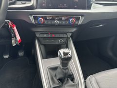 AUDI A1 Sportback 25TFSI advanced PDC Sitzhz Garantie AUDI A1 Sportback 25TFSI advanced PDC Sitzhz Garantie