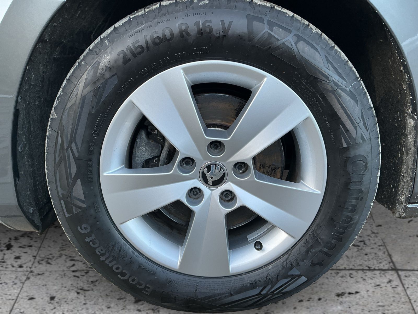 Skoda Superb - Bild 8