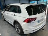 Volkswagen Tiguan 1.5 TSI Highline R-Line DSG*LED*AHK*PANO - : Allradantrieb, Geländewagen