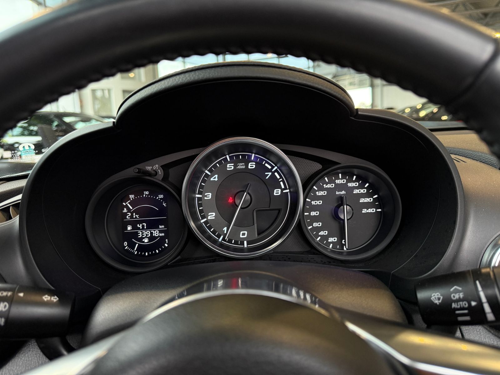 Fahrzeugabbildung Fiat 124 Spider Lusso KAM LED NAVI