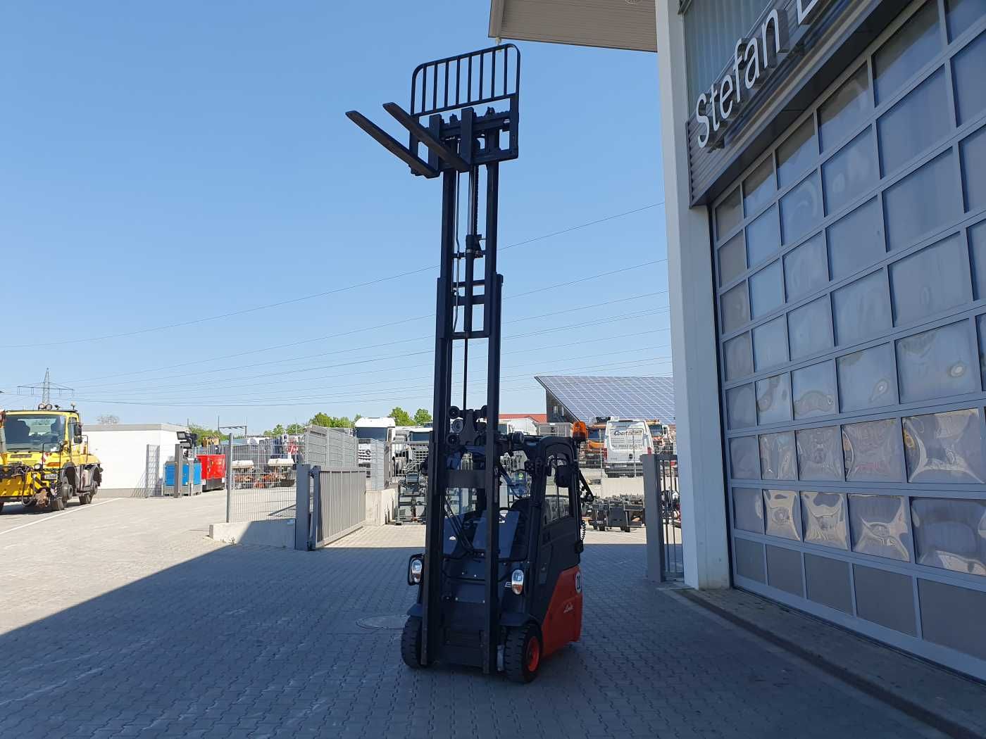 Fahrzeugabbildung Linde E14 - 01 / Triplex: 4.10m! / SS / nur 1.003h!