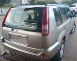 Nissan X-Trail 4x2 comfort 2.0 Comfort - Nissan X-Trail mit Benzin-Antrieb: Allradantrieb