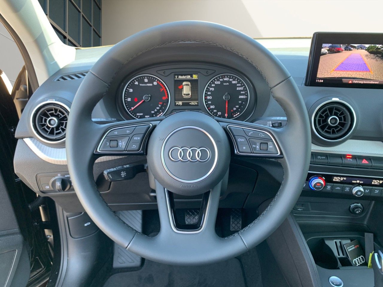 Fahrzeugabbildung Audi Q2 35 1.5 TFSI advanced+LED+GRA+RÜCKFAHRK+EL-GEP