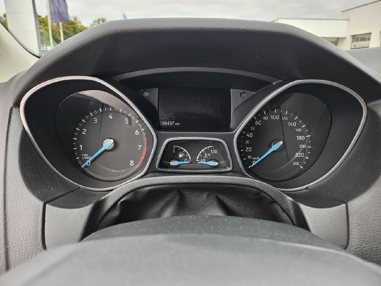 Fahrzeugabbildung Ford Focus Lim. Business