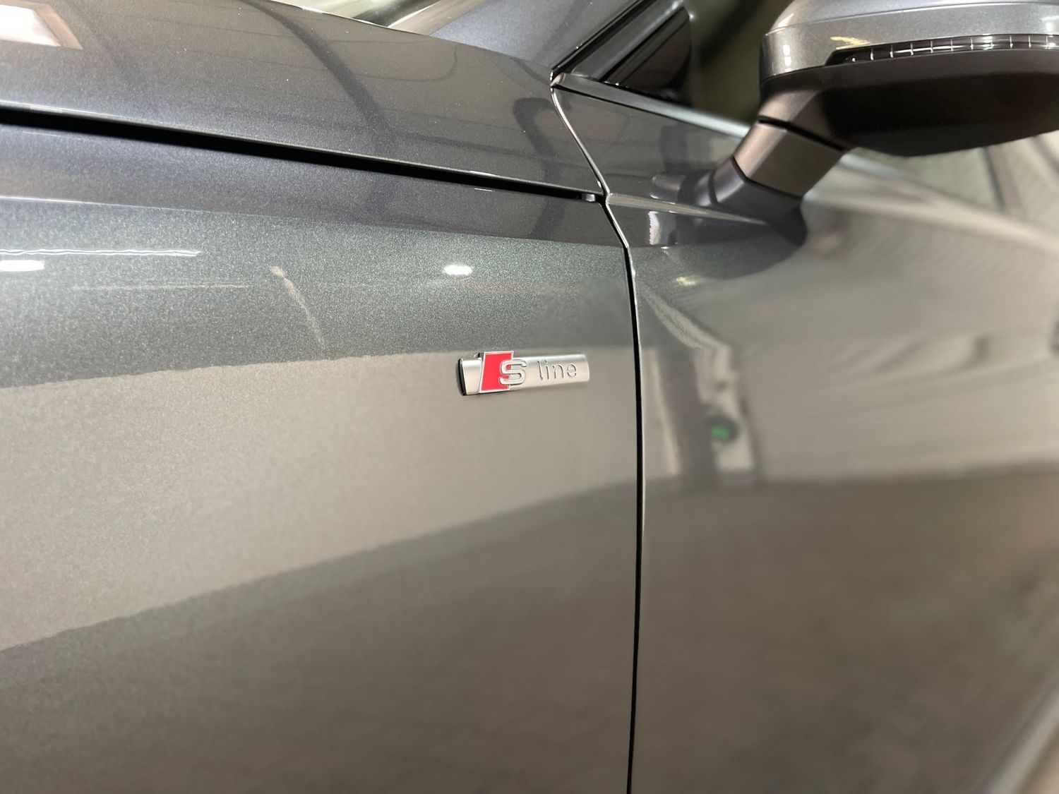 Fahrzeugabbildung Audi A4 40 TDI quatt. 3x S-Line #Matrix#Virtual#ACC