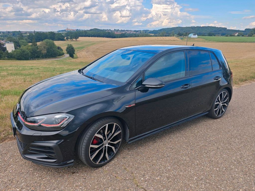 Image of Volkswagen Golf