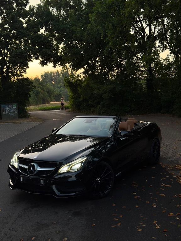 Image of Mercedes-Benz E 350