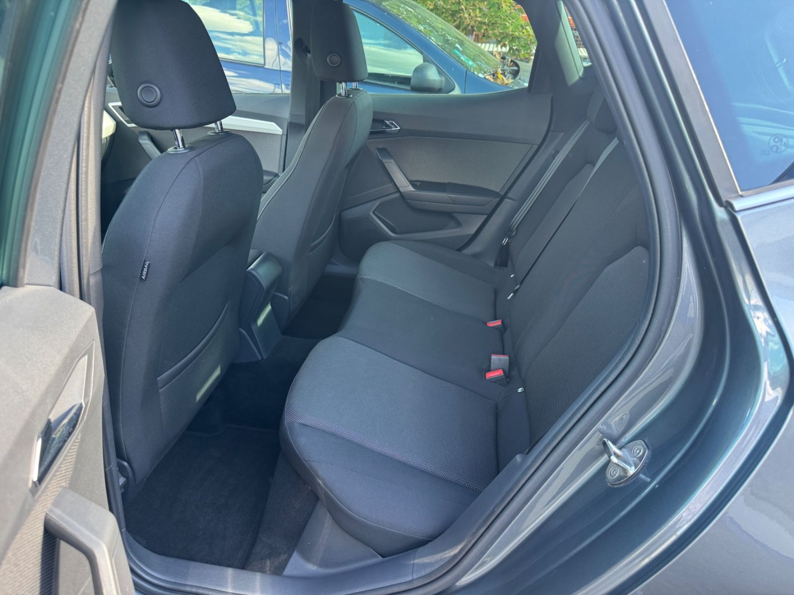 Fahrzeugabbildung SEAT Arona Xcellence LED+Navi+ACC+Lane