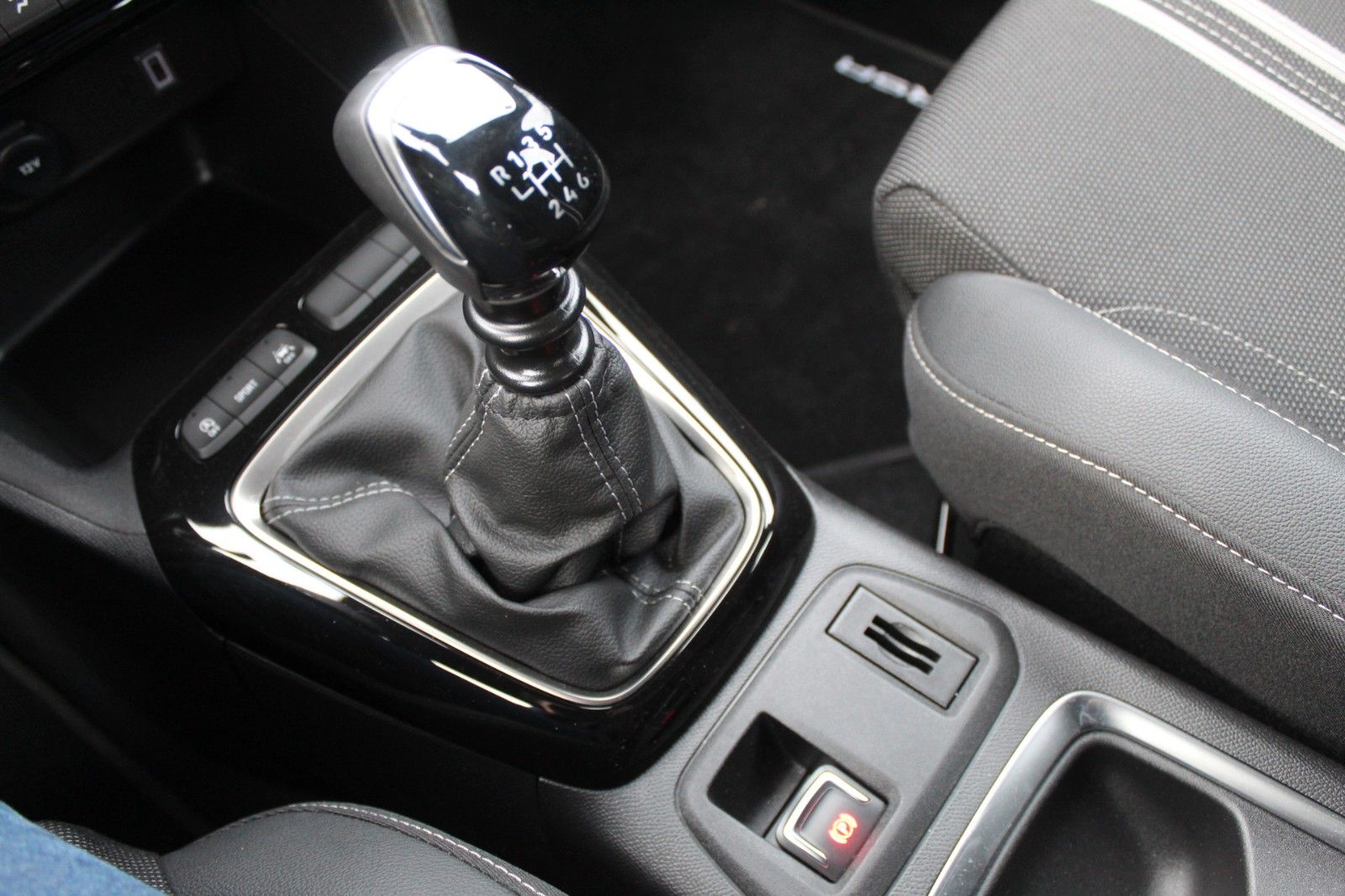 Fahrzeugabbildung Opel Corsa 1.2 Turbo GS Allwetter,Sitzh,Voll-LED,PDC